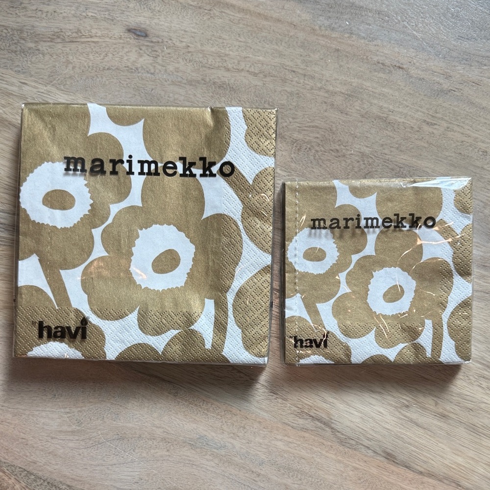 MARIMEKKO Gold and White Unikko Napkin Set